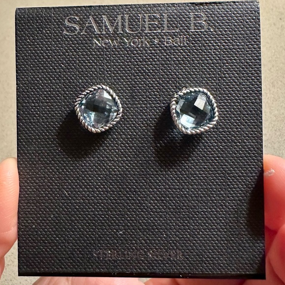 NWT Samuel B. Silver 3.40 ct. tw. Blue Topaz Studs - Picture 6 of 9